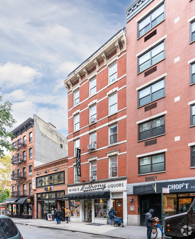 Building Photo - 52 Spring St