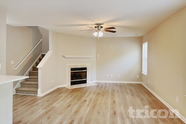 Foto del edificio - 10527 Madison Park Dr