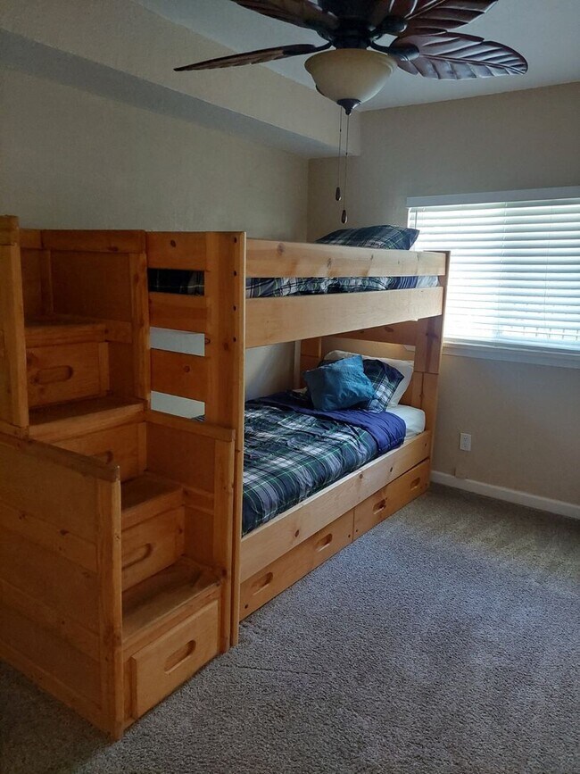 Building Photo - Monthly rental in the Tahoe Keys with boat...