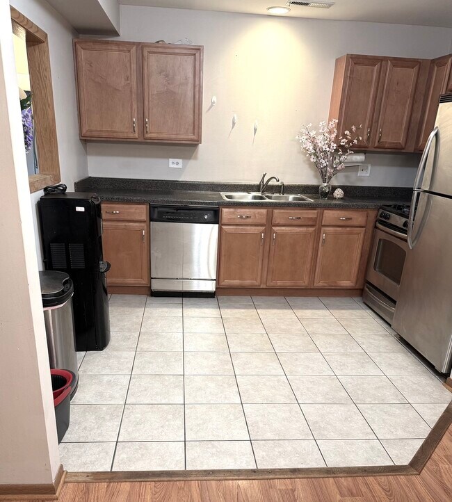 Foto del edificio - 2258 Abbeywood Dr