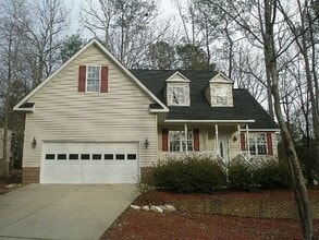 Building Photo - 1704 Irish Blvd
