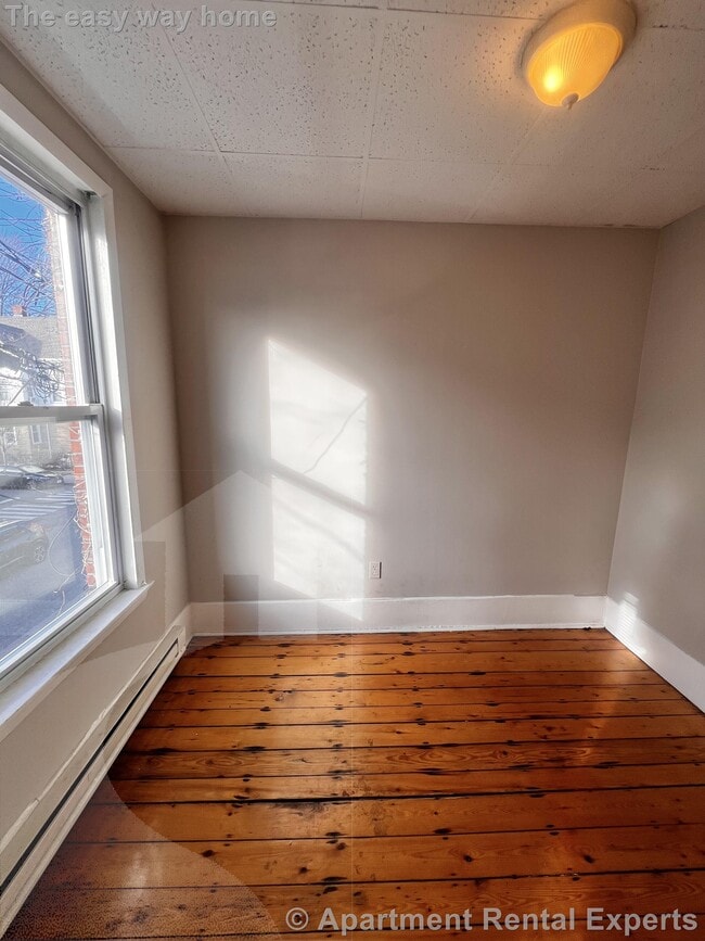 Foto del edificio - 9 School St