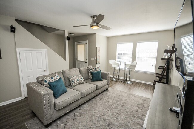 Building Photo - 4270 Augustus Oak Ct