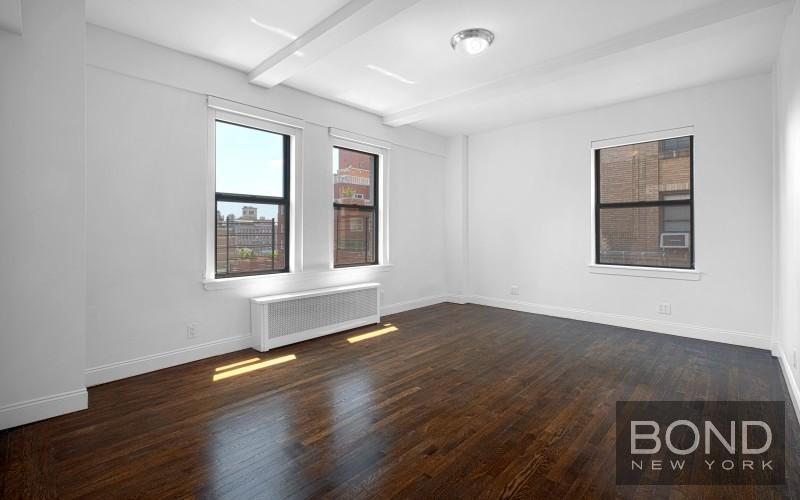 Foto principal - 12 East 86th St