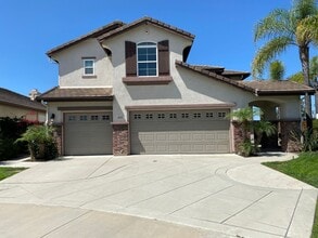 Building Photo - 655 Alta Ct