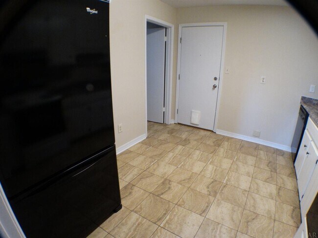 Building Photo - 2851 Villa Woods Cir