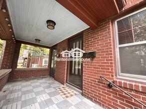 Building Photo - 1211 34th St
