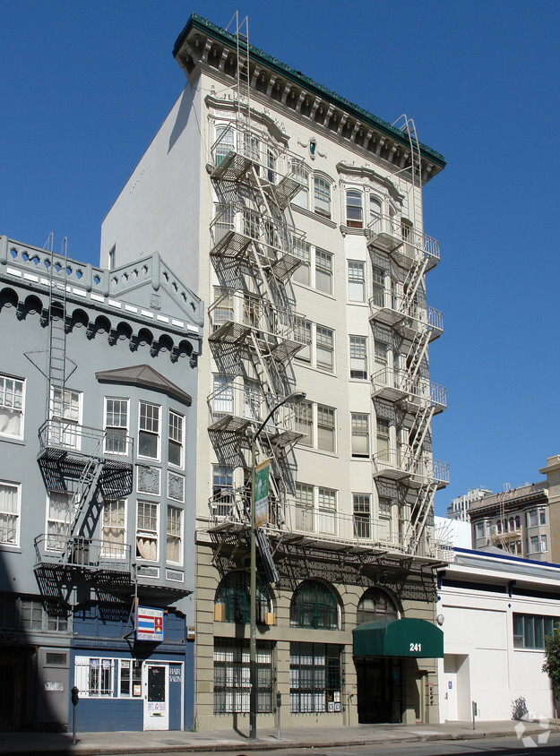 Building Photo - Padre Apartments
