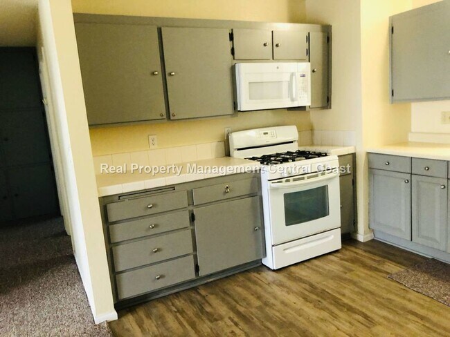 Foto del edificio - 243 N 7th St