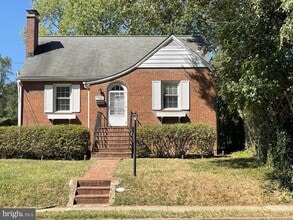 1526 N Utah St