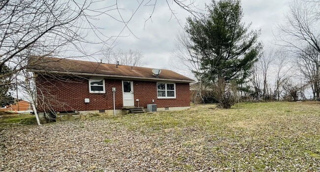 Building Photo - 1024 Plainview Dr