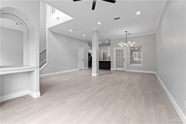 Foto del edificio - 6621 N 5th St