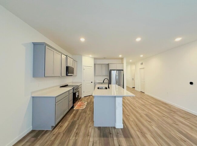 Building Photo - 4639 Sami Jo Dr