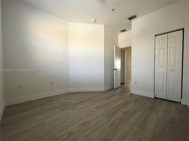 Foto del edificio - 1088 SW 144th Ave