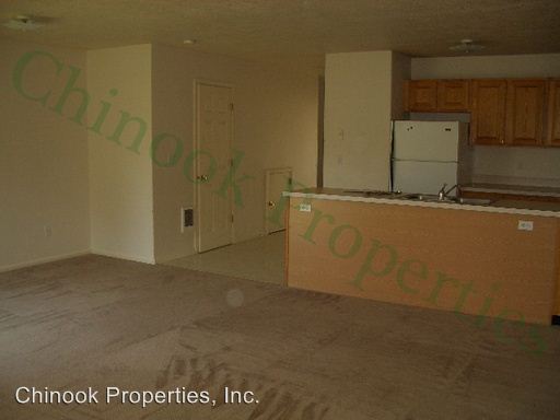 Foto del edificio - 725 N Cloverleaf Loop