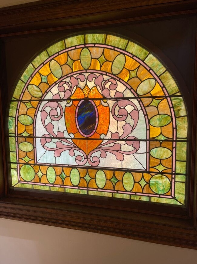 Building Photo - 288 Willow St