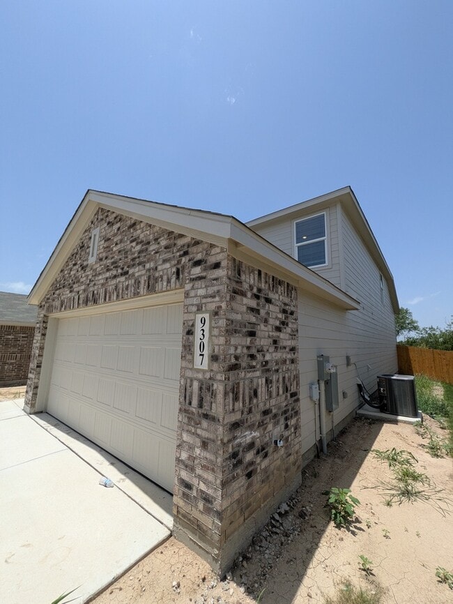 Building Photo - 9307 Campbell Wy