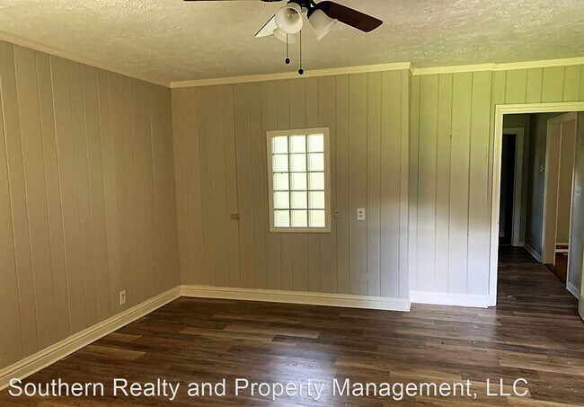 Foto del edificio - 3 br, 2 bath House - 3381 Dartmouth Circle