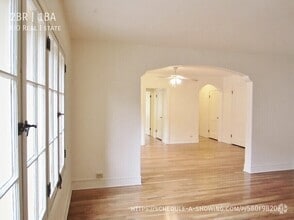 Building Photo - 1306 N Humboldt St
