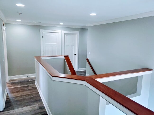 Foto del edificio - 23711 Wolf Rd