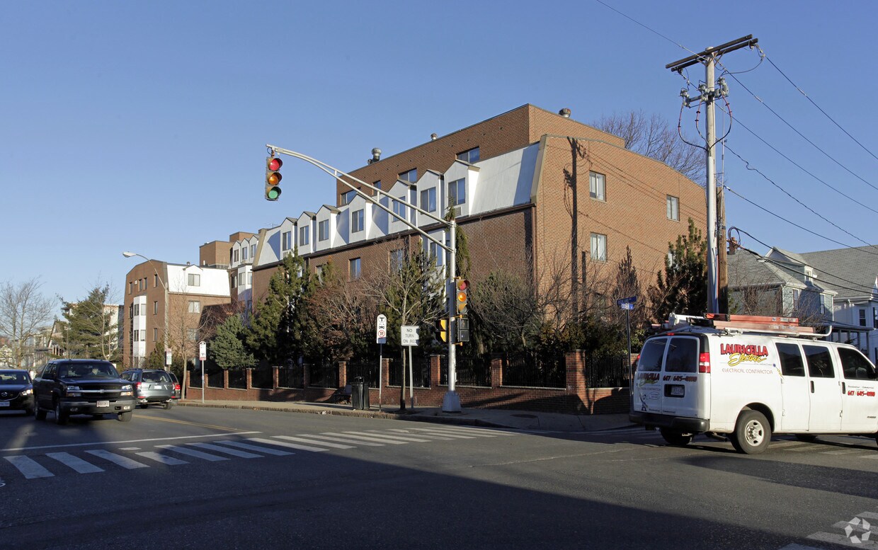 289 Highland Avenue Apartments in Somerville, MA