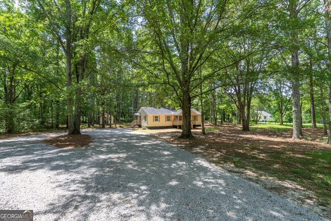 Building Photo - 3080 Meadow Trail