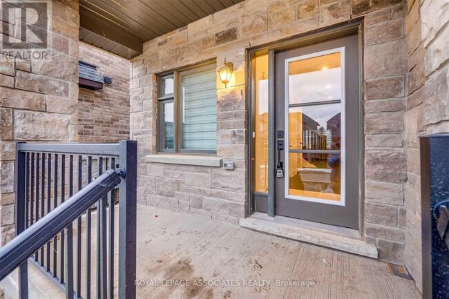 Building Photo - 16 Ballinger Wy