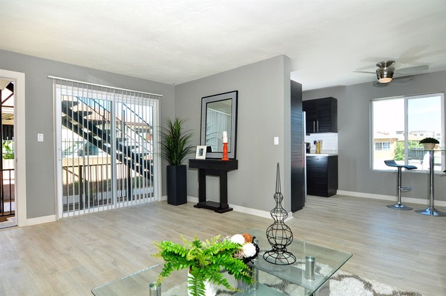Building Photo - 4424 51st Street San Diego, CA 92115 - 09