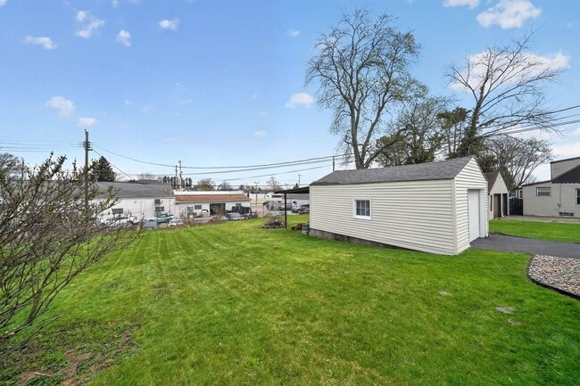 Foto del edificio - 1133 Milford St NE