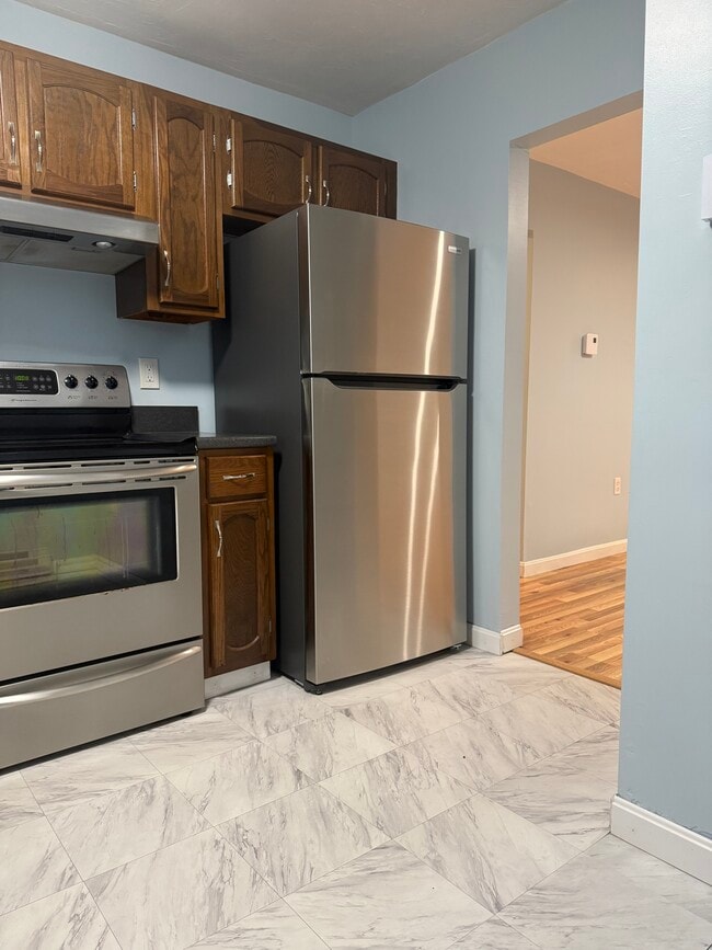 Foto del edificio - 83 Highwood Dr