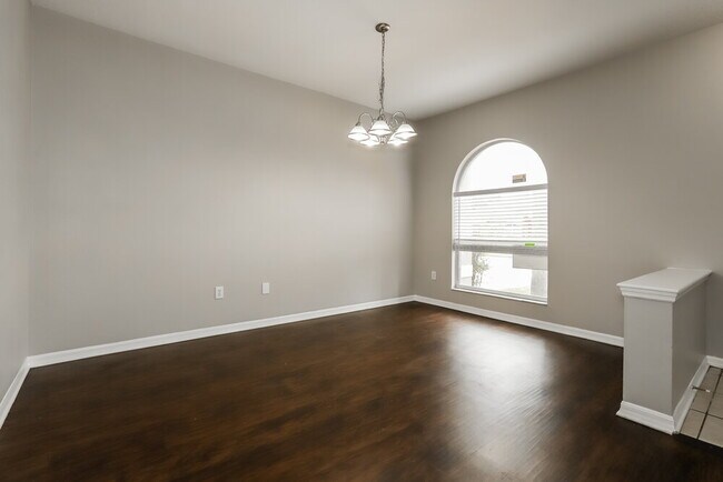 Foto del edificio - 4351 Brandon Ridge Dr