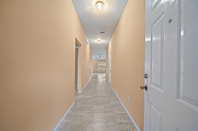 Building Photo - 9135 Reagan Meadow Ct