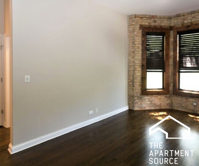 Foto del edificio - 1758 W Montrose Ave