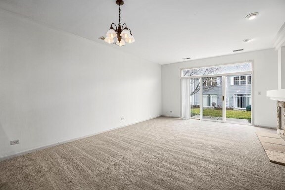 Building Photo - 2552 Golf Ridge Cir