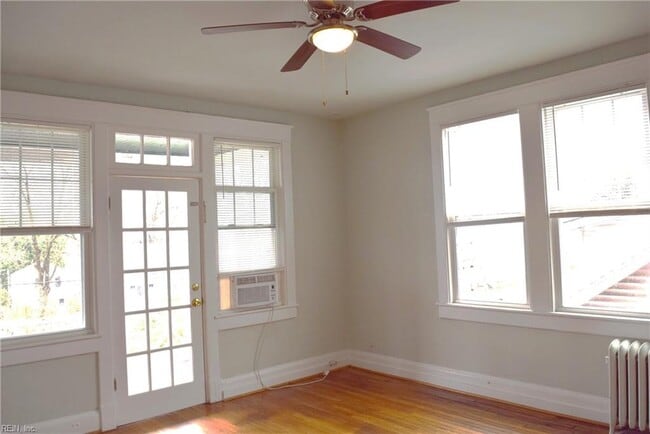 Building Photo - 332 Mt Vernon Ave
