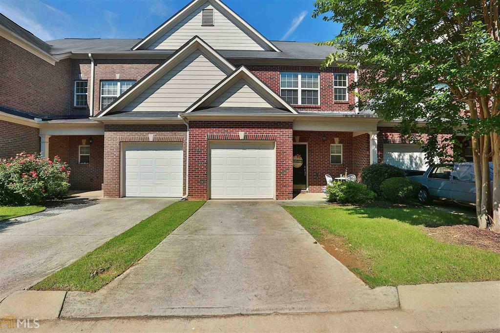 Foto principal - HOA community, swim/tennis, 2 bed, 2bath, ...