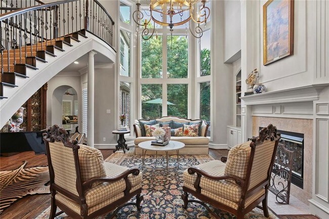 Building Photo - 3105 Oak Hollow Dr