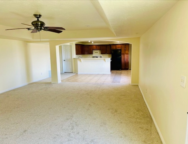 Building Photo - 3988 S Lake Vista Dr