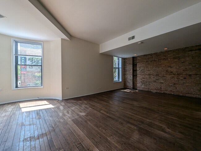 Foto del edificio - 2900 N Broadway