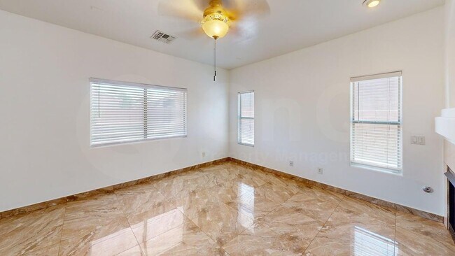 Foto del edificio - 13204 E Mesquite Flat Spring Dr