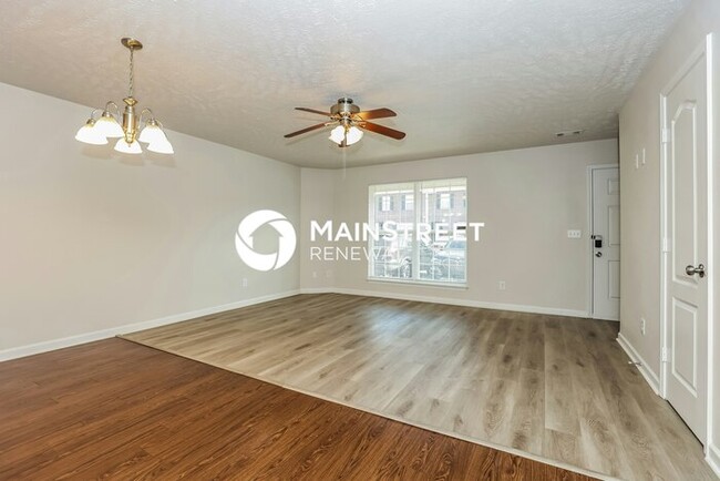 Building Photo - 3 Bedroom Pet-Friendly Home in La Vergne, TN with Main Street Renewal