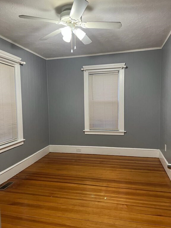 21 Central Blvd Unit 1, Bellingham, MA 02019 Room for Rent in Bellingham, MA