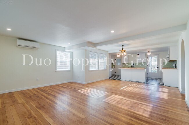 Photo - 8th Street Apartment