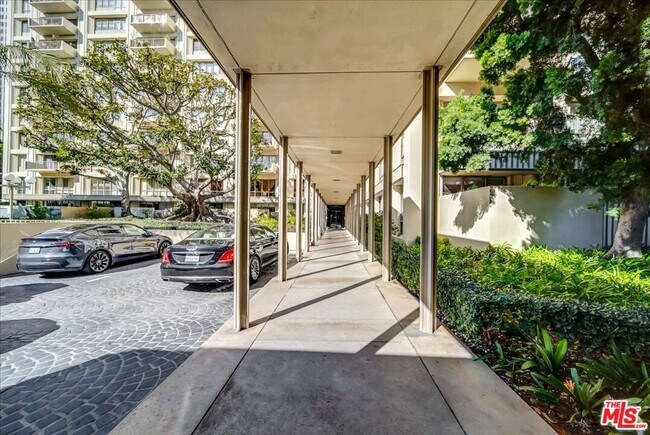 Building Photo - 2160 Century Park E
