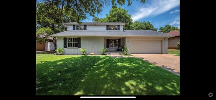 Building Photo - 1213 Mockingbird Ln