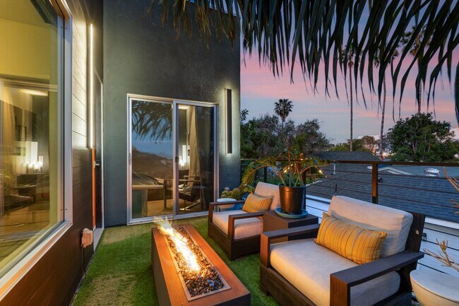 Foto del edificio - 1928 Howard Ave