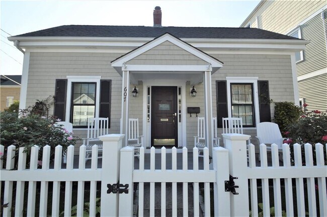 Foto del edificio - 607 Thames St