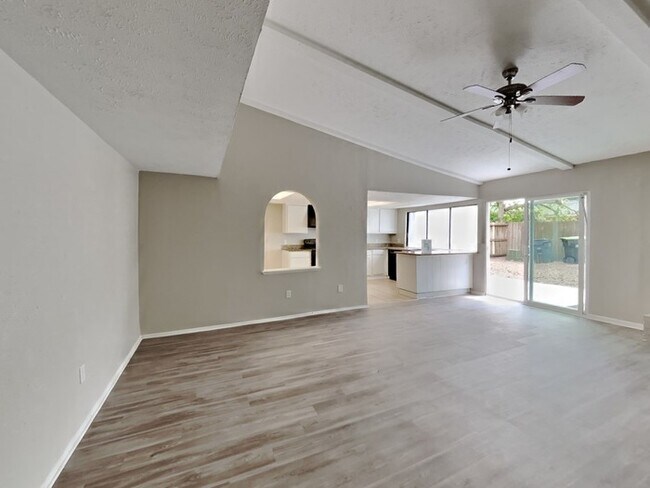 Foto del edificio - Charming 3/2 Home!