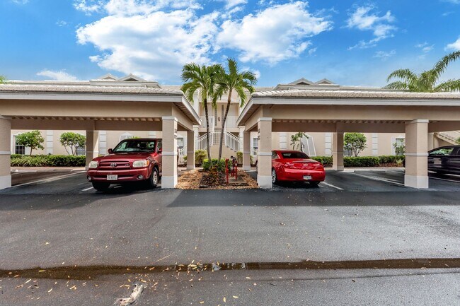 Building Photo - 1360 Sweetwater Cv #103 (SA)