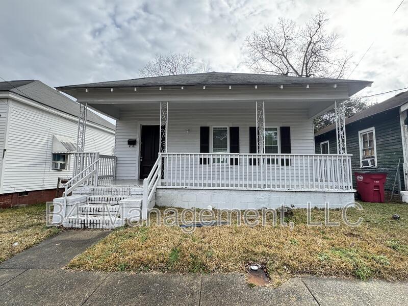 Primary Photo - 173 Ward St